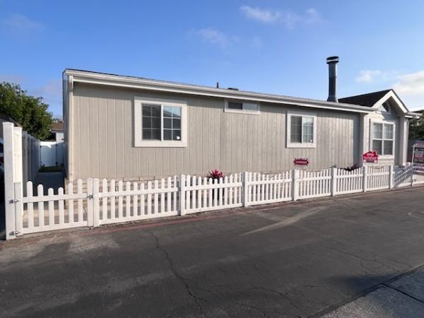 1998 Skyline Triplewide Manufactured Home