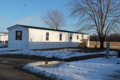 Mobile Home at 351 Walnut St Manawa, WI 54949