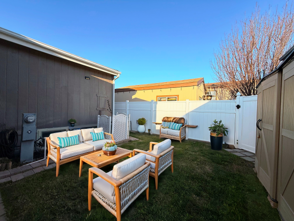 1998 Skyline Triplewide Manufactured Home