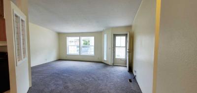 Photo 3 of 36 of home located at 10400 SE Cook Ct #128 Milwaukie, OR 97222