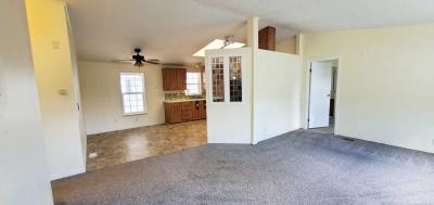 Photo 5 of 36 of home located at 10400 SE Cook Ct #128 Milwaukie, OR 97222
