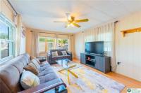 1975 Poloron Danbury Mobile Home