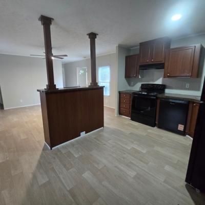 Photo 5 of 17 of home located at 116 Alhambra Blvd Piedmont, SC 29673