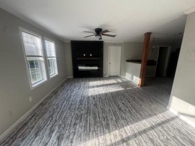 Photo 2 of 15 of home located at 5807 NW 12th Ct Bell, FL 32619