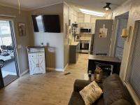 1990 Castle Manufactured Home