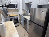 1990 Castle Manufactured Home