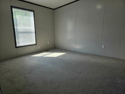 Photo 4 of 11 of home located at 83 Waterview Parkway Hamburg, NY 14075