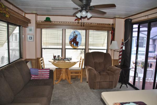 1987 Mobile Home