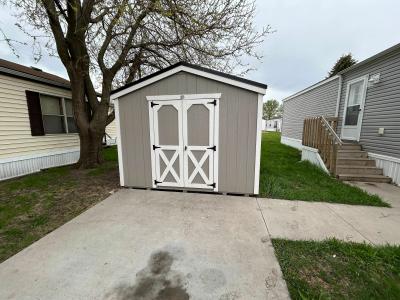 Photo 3 of 20 of home located at 313 SE Parkland Ct. #402 Ankeny, IA 50021