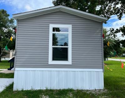 Photo 3 of 29 of home located at 102 Eloise #El102 Conroe, TX 77301