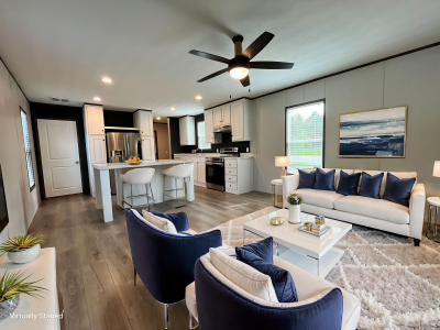 Photo 4 of 29 of home located at 102 Eloise #El102 Conroe, TX 77301