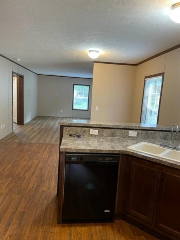 2016 EAGLE RIVER 171 LC-48J8001  Home
