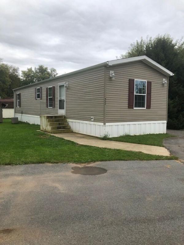 2016 SKYLINE 192 Mobile Home For Rent