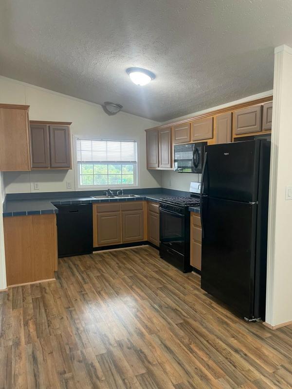 2001 Skyline 52P 600 CTB  Home