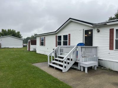 Mobile Home at 1086 Meadows Nappanee, IN 46550