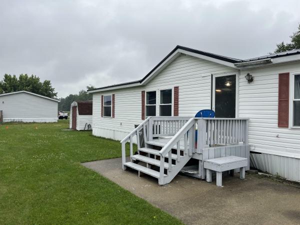 Photo 1 of 2 of home located at 1086 Meadows Nappanee, IN 46550