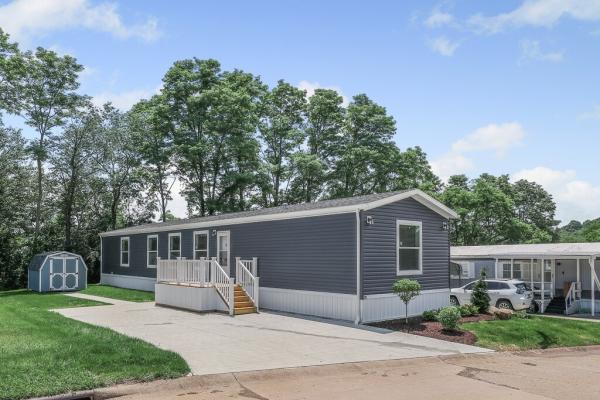 Photo 1 of 2 of home located at 2408 Kingsbury Drive #78 Canton, OH 44706