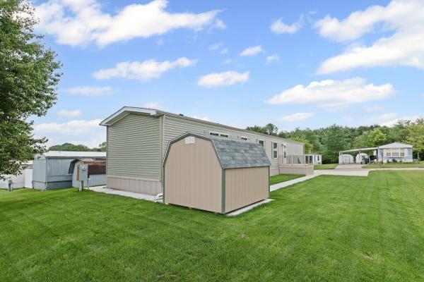 Photo 1 of 2 of home located at 2713 Congress Drive, SW #152 Canton, OH 44706