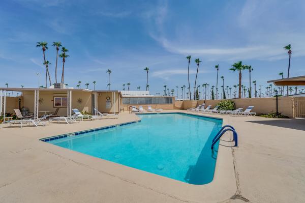 2023 51TMP14401AH23  Home