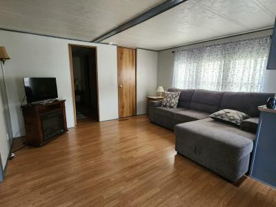 Photo 4 of 12 of home located at 7820 Wire Road 354 Zephyrhills, FL 33540