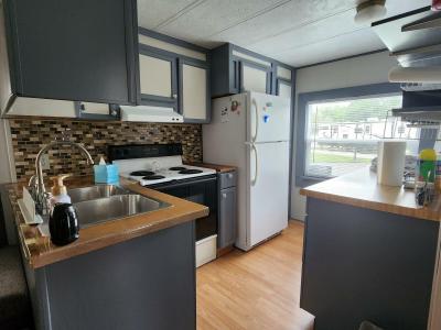 Photo 5 of 12 of home located at 7820 Wire Road 354 Zephyrhills, FL 33540