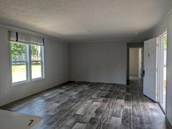 2025 Fairmont Homes Velocity Mobile Home