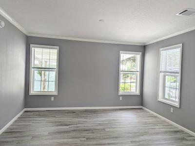 Photo 2 of 14 of home located at 602 Choo Choo Ln Lot 500 Valrico, FL 33594