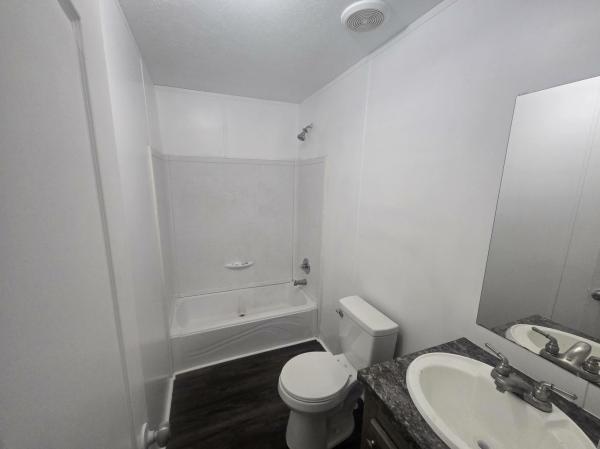 2019 22BRX16361AH19  Home