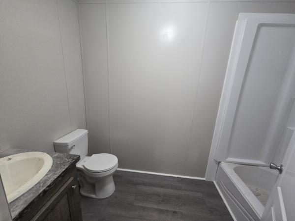 2019 22MHR16562BH19  Home