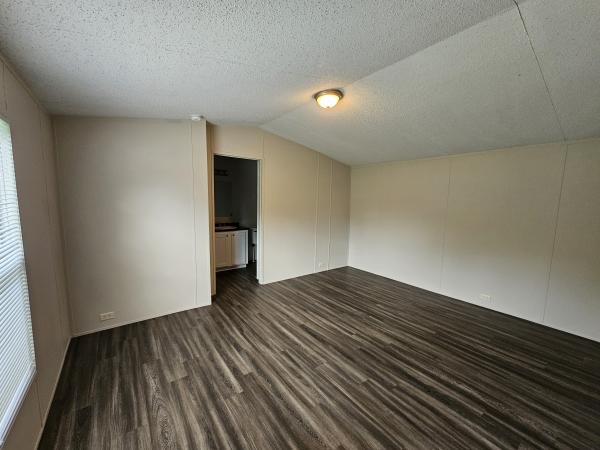 2019 LS168032A  Home