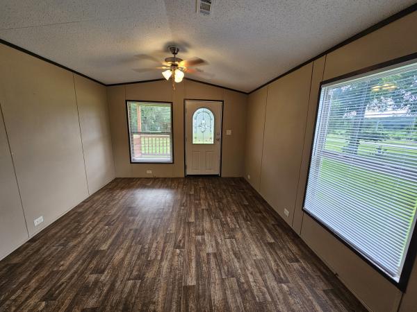 2018 S125411S01  Home