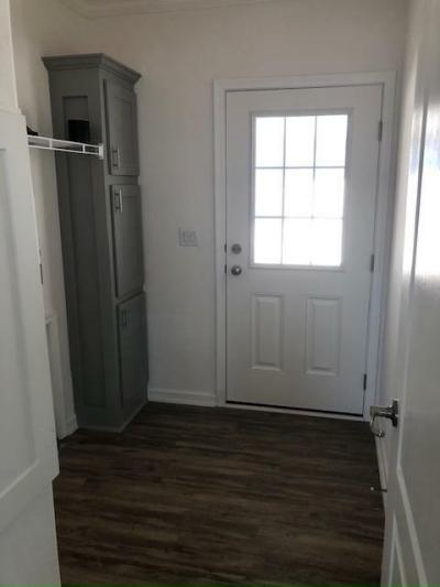 Photo 4 of 14 of home located at 1104 Jacaranda Court Naples, FL 34110