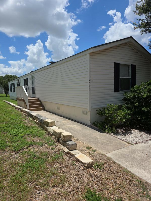 2006 Skyline Mobile Home For Rent