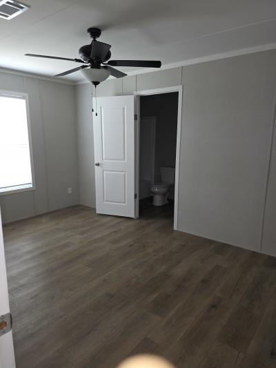 Photo 4 of 5 of home located at 7635 Golfball Drive San Antonio, TX 78244