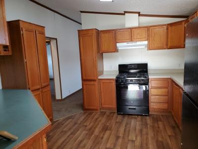Photo 4 of 12 of home located at 6673 Rio Grande Dr Romulus, MI 48174