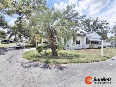Photo 3 of 65 of home located at 1704 B Sedgefield Lane, Lot 453 Ocala, FL 34472