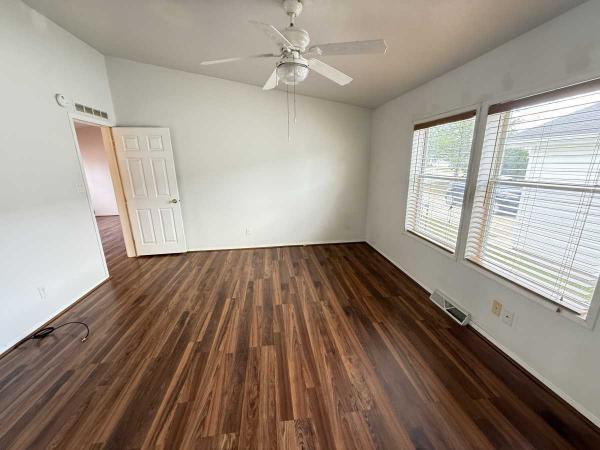 1995 Schult Creekwood Mobile Home