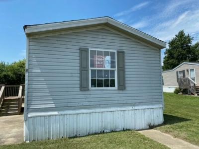 Mobile Home at 8 Holiday Mobile Home Park Pontoon Beach, IL 62040