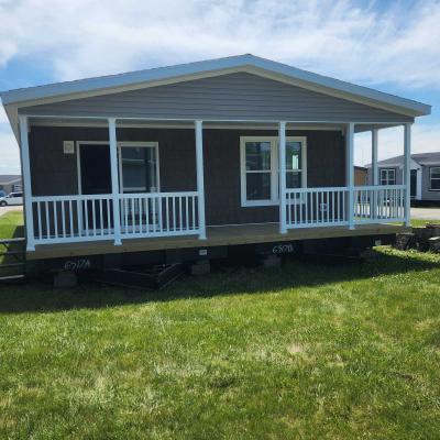 Mobile Home at 1712 Pella Avenue Oskaloosa, IA 52577