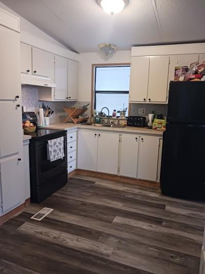 Photo 2 of 40 of home located at 5700 Bayshore Rd. #609 Palmetto, FL 34221