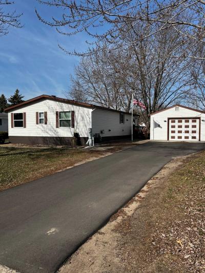 Photo 2 of 16 of home located at 7418 98th Street South Cottage Grove, MN 55016