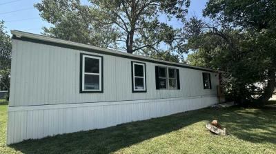 Photo 2 of 8 of home located at 930 Graphic Arts Rd, Lot 57 Emporia, KS 66801