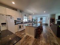 2019 Champion Creekside Manor  Mobile Home