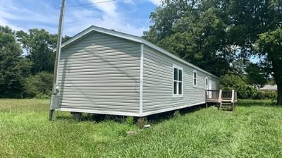 Mobile Home at 8181 Highway 36 Danville, AL 35619