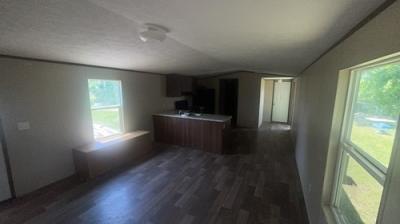 Photo 4 of 9 of home located at 12753 E 400th Rd Paris, IL 61944