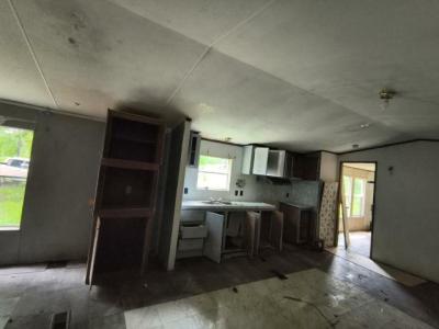 Mobile Home at 611 North Land Ave Oil City, LA 71061