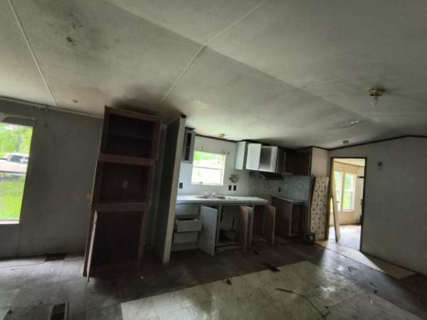 Photo 1 of 2 of home located at 611 North Land Ave Oil City, LA 71061