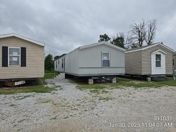 Photo 1 of 2 of home located at Hwy 59 Discount Homes, L.l.c. 18101 Linden Dr Neosho, MO 64850
