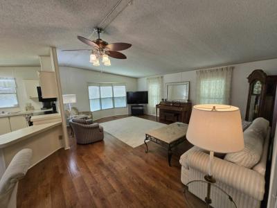Photo 3 of 20 of home located at 1025 Autumn Leaf Dr. Wildwood, FL 34785