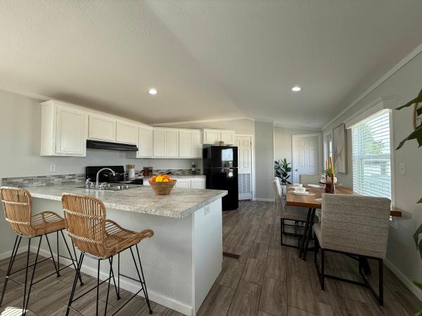2025 Elliott Mobile Homes Solitaire Mobile Home
